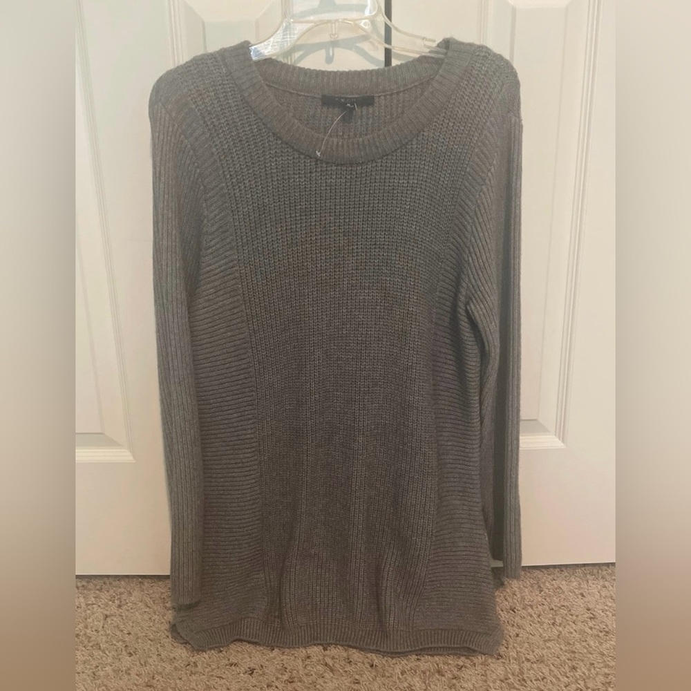 Women’s Cyrus Gray Sweater Medium M
